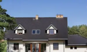 Ile kosztuje m² dachu z dachówki ceramicznej? Cena, która Cię zaskoczy!
