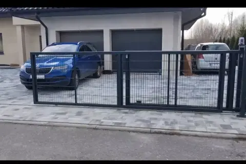 Jak zrobić bramę przesuwną na szynie - proste kroki i materiały