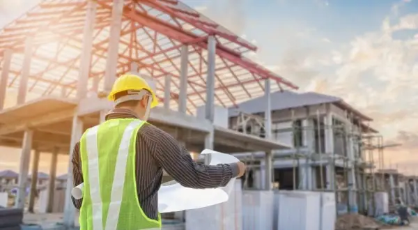 Ile kosztuje budowa domu 140 m2? Poznaj skrywane koszty budowy