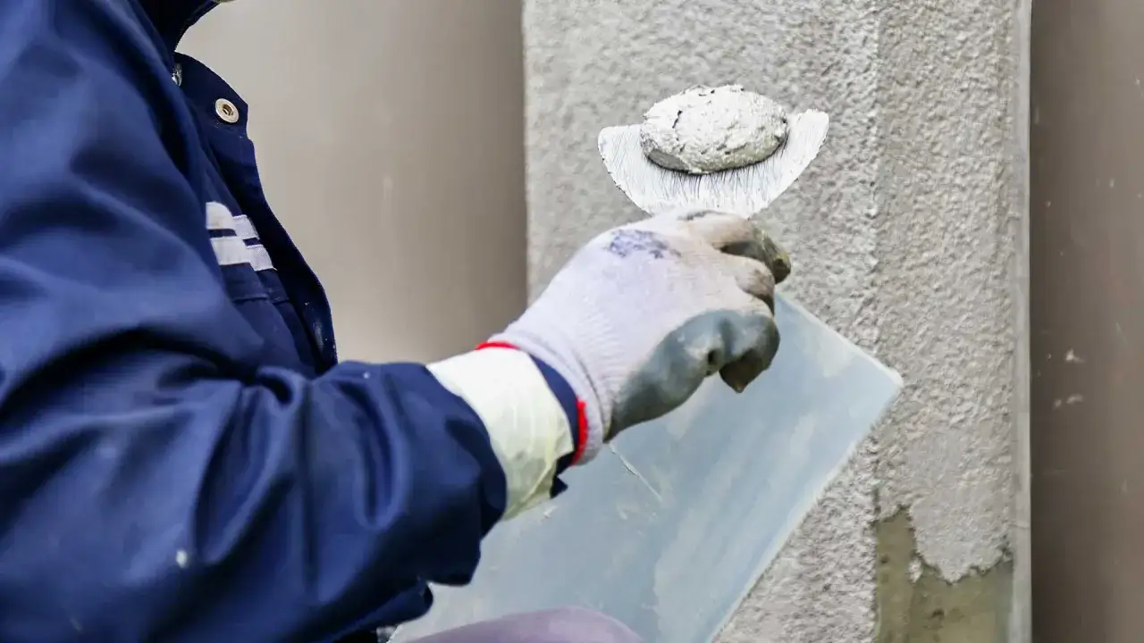Zdjęcie Ile za położenie tynku na elewacji? Zaskakujące koszty i czynniki wpływające
